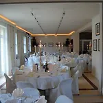 Vierseithof 3* Лукенвальде