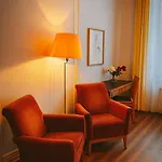 Vierseithof Oda ve Kahvaltı 3*