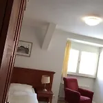 Vierseithof Oda ve Kahvaltı Luckenwalde