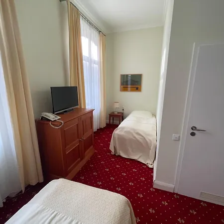Vierseithof Couette-café 3*