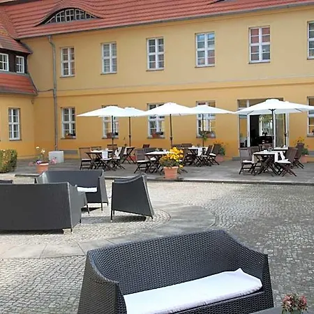 Vierseithof Bed and Breakfast Luckenwalde